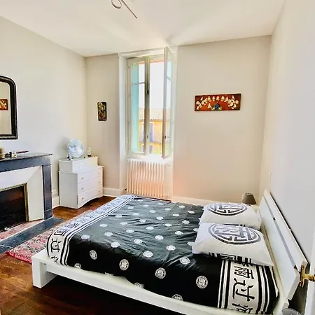 Проживание в семье Pat's Каор